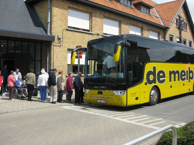Busreis van Ziekenzorg op 18/06/2015. Naar Retroherberg 